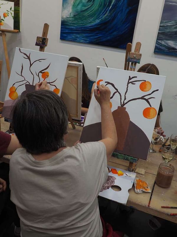 Pintar cuadro en art and wine